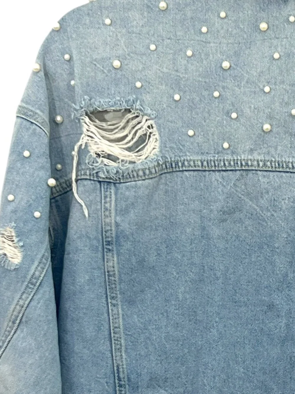 Free People Sunday Funday Pearl Distressed Denim Trucker Jacket Small Pre-Loved - Picture 6 of 7
